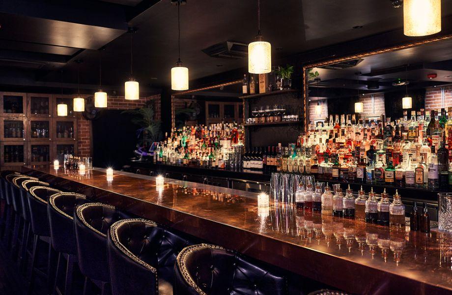 HighballCocktailBar-Photo-Credit-Kyle-Ledoboer HighballCocktailBar-Photo-Credit-Kyle-Ledoboer